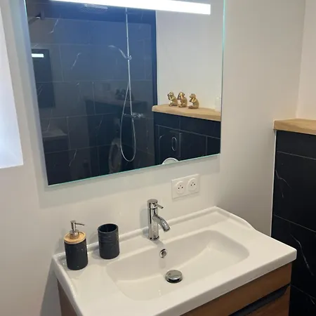 Maison Privé De Bourg 4 Personnes *