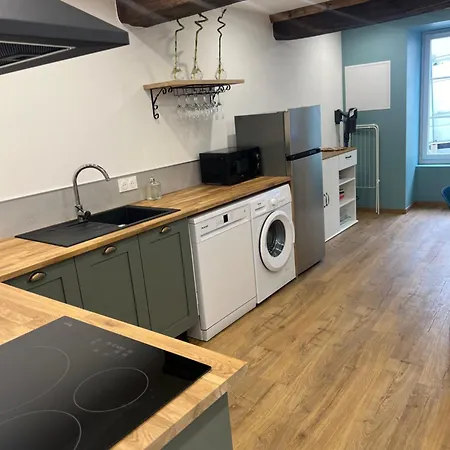 Maison Privé De Bourg 4 Personnes * Sainte-Marie-du-Mont (Manche)